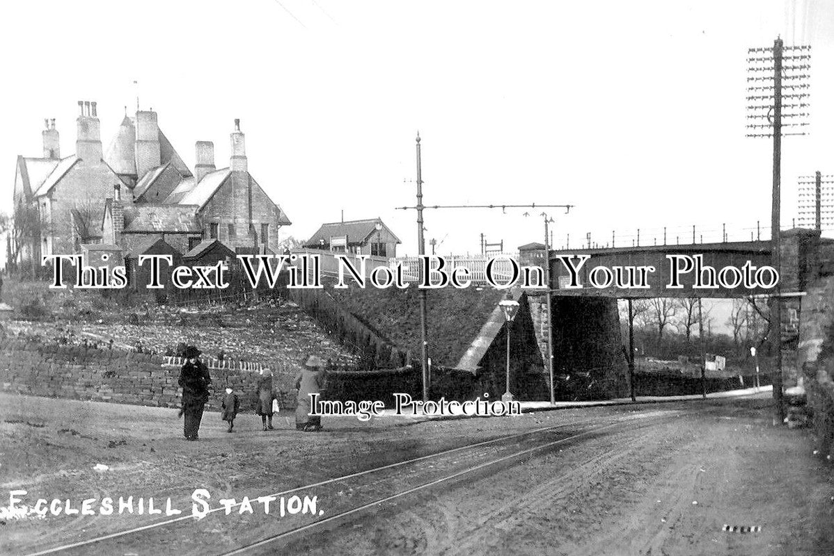 YO 6520 - Eccleshill Railway Station, Yorkshire c1914