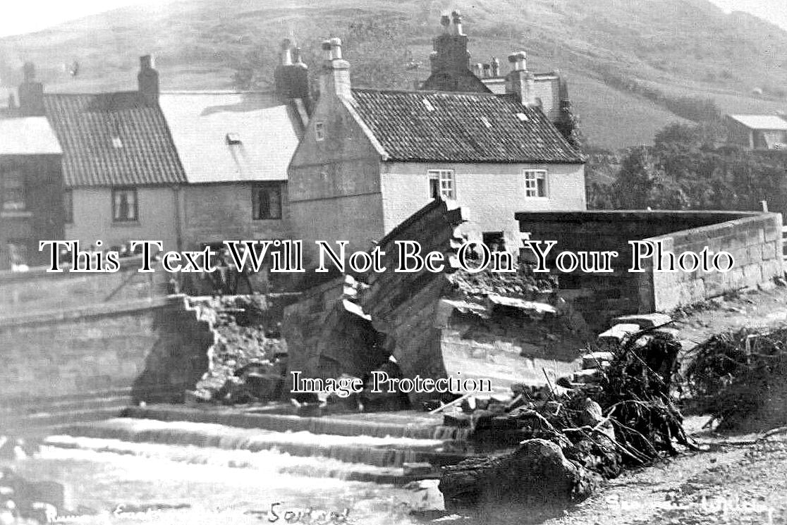 YO 6522 - Sandsend Bridge Collapse, Yorkshire
