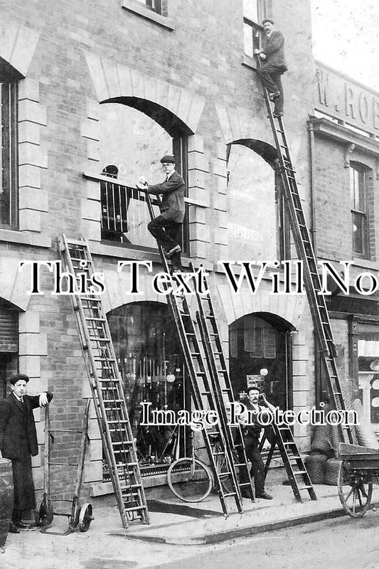 YO 6602 - Window Cleaners, Scunthorpe, Doncaster, Yorkshire c1908