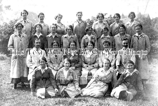 YO 6635 - WW1 Munitions Workers, Otley, Yorkshire