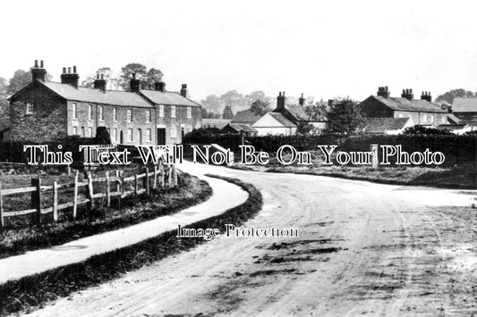 YO 6706 - Rudston, Yorkshire