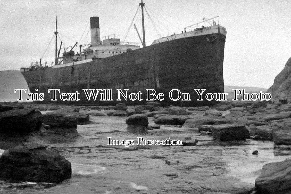 YO 675 - S.S. Hermiston Aground At Robin Hood's Bay, Shipwreck, Yorkshire