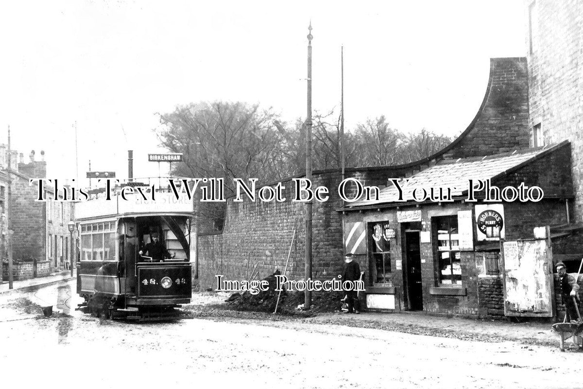 YO 6750 - Tram & Horners Penny Stores, Birkenshaw, Yorkshire c1903