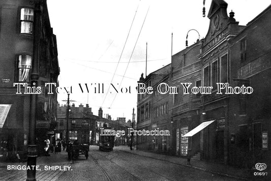 YO 6757 - Briggate, Shipley, Yorkshire