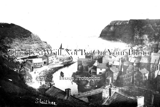 YO 6810 - Staithes, Yorkshire