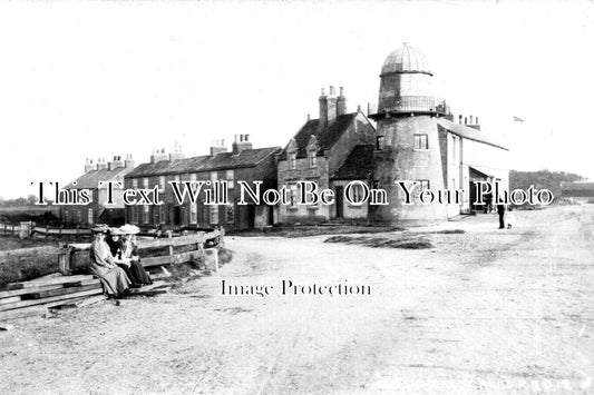 YO 6931 - Old Lighthouse, Paull, Yorkshire