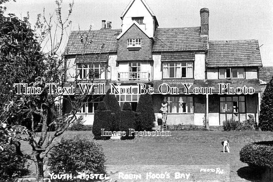 YO 7120 - Youth Hostel, Robin Hoods Bay, Yorkshire
