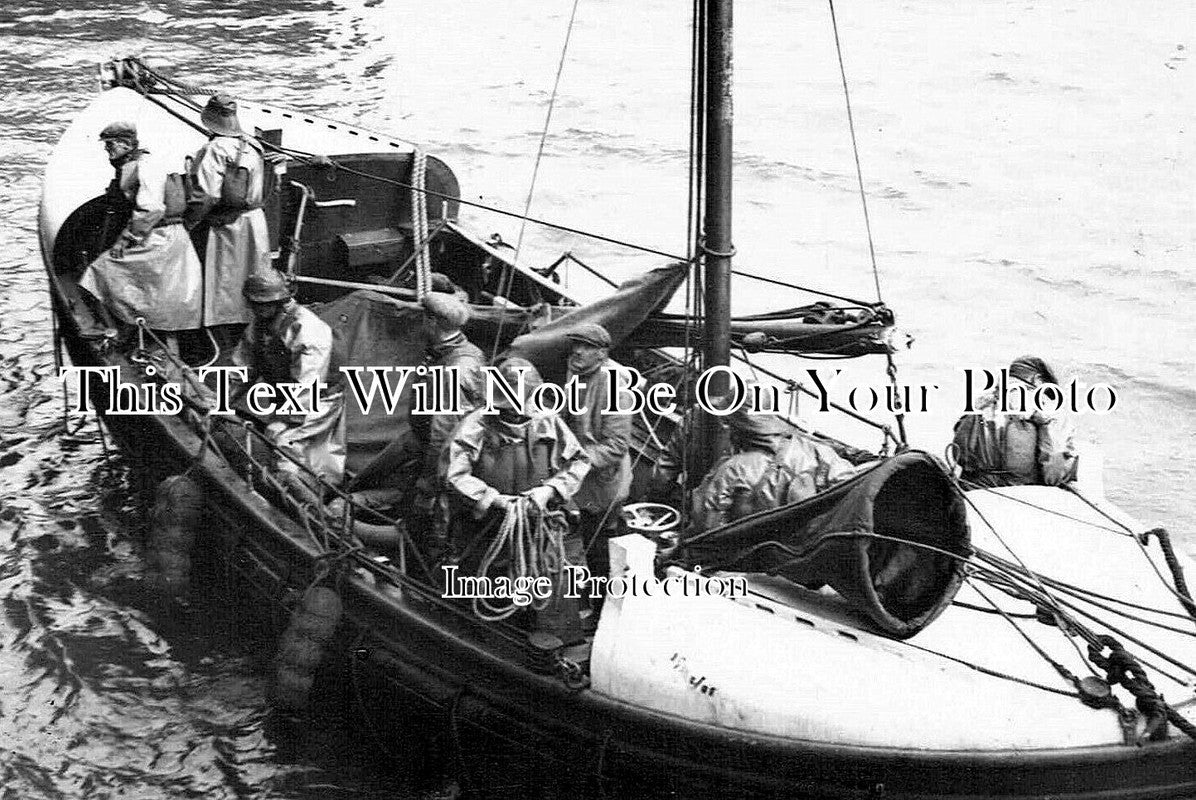 YO 7247 - Whitby Lifeboat, Yorkshire 1937