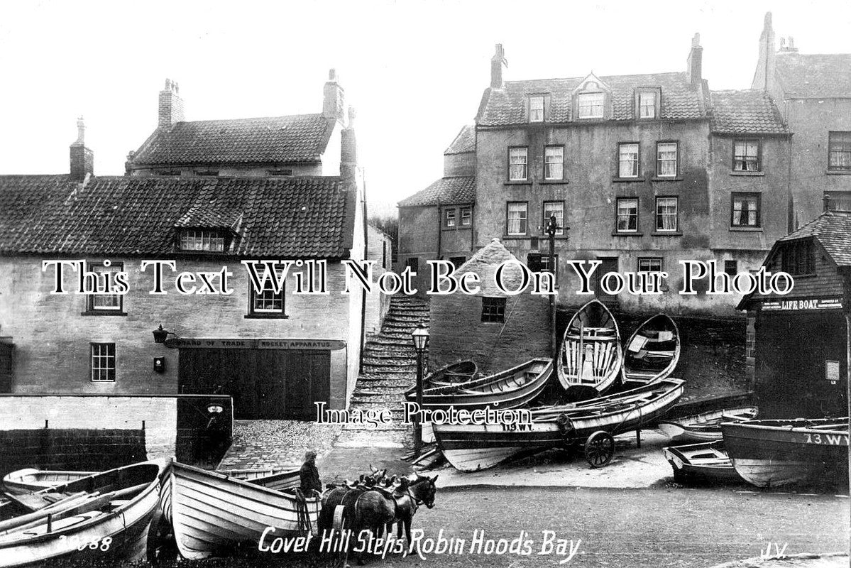 YO 7268 - Covet Hill Steps, Robin Hoods Bay, Yorkshire c1910