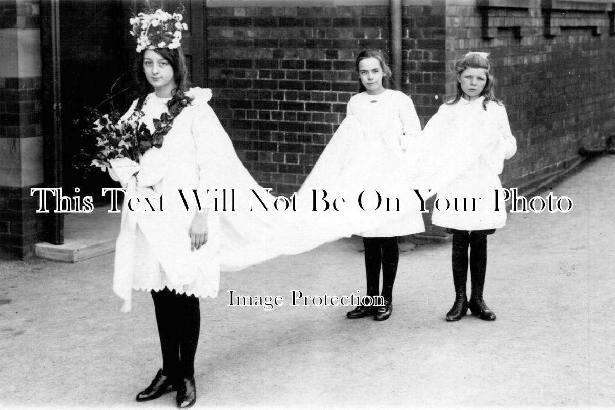 YO 7312 - Wedding Fancy Dress, Rotherham, Yorkshire