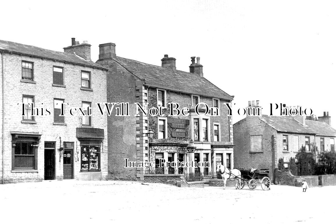 YO 7374 - Leyburn Market Place, Yorkshire