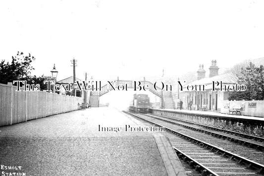 YO 7402 - Esholt Railway Station, Yorkshire