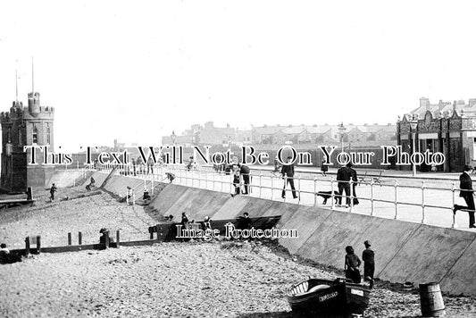 YO 7523 - The Central Promenade, Withernsea, Yorkshire c1911