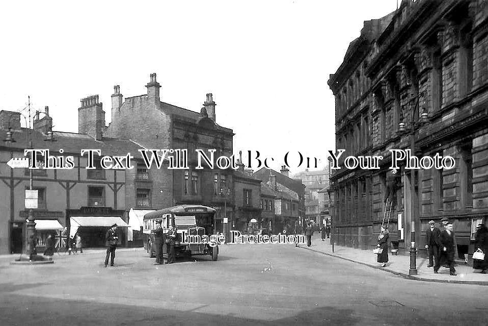 YO 7593 - Thornton Square, Brighouse, Yorkshire