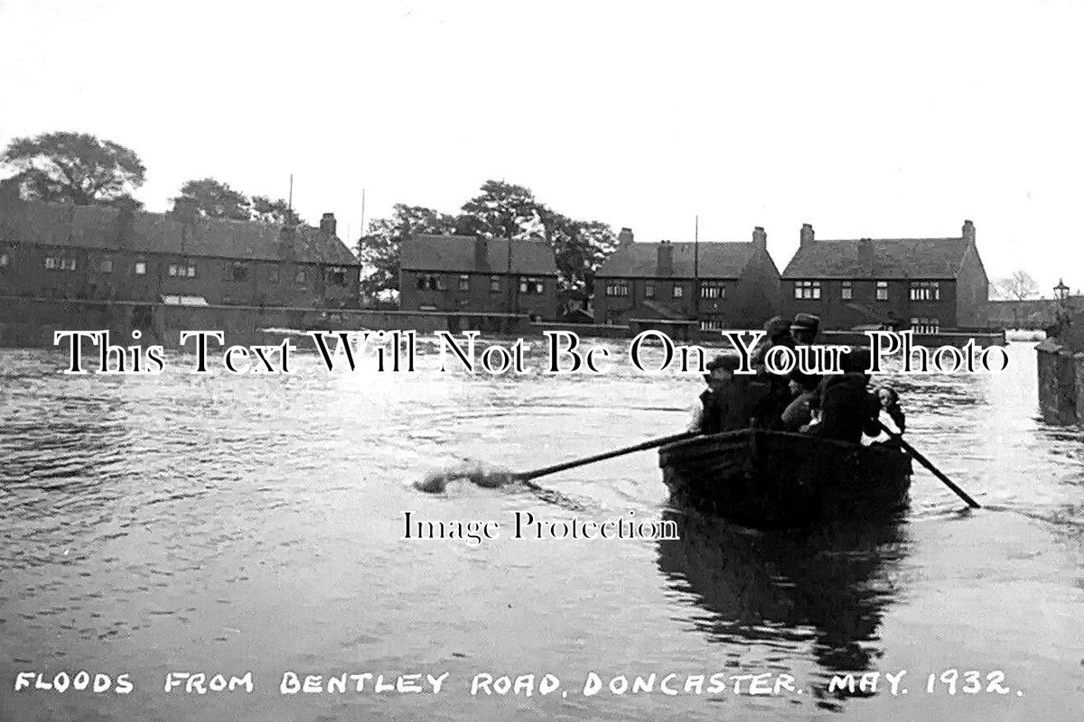 YO 7744 - Floods From Bentley Road, Doncaster, Yorkshire c1932