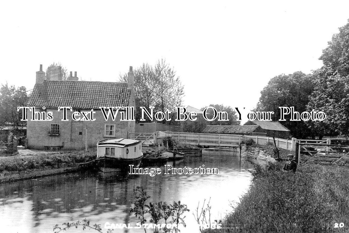 YO 7882 - Canal, Stamford Bridge, Yorkshire