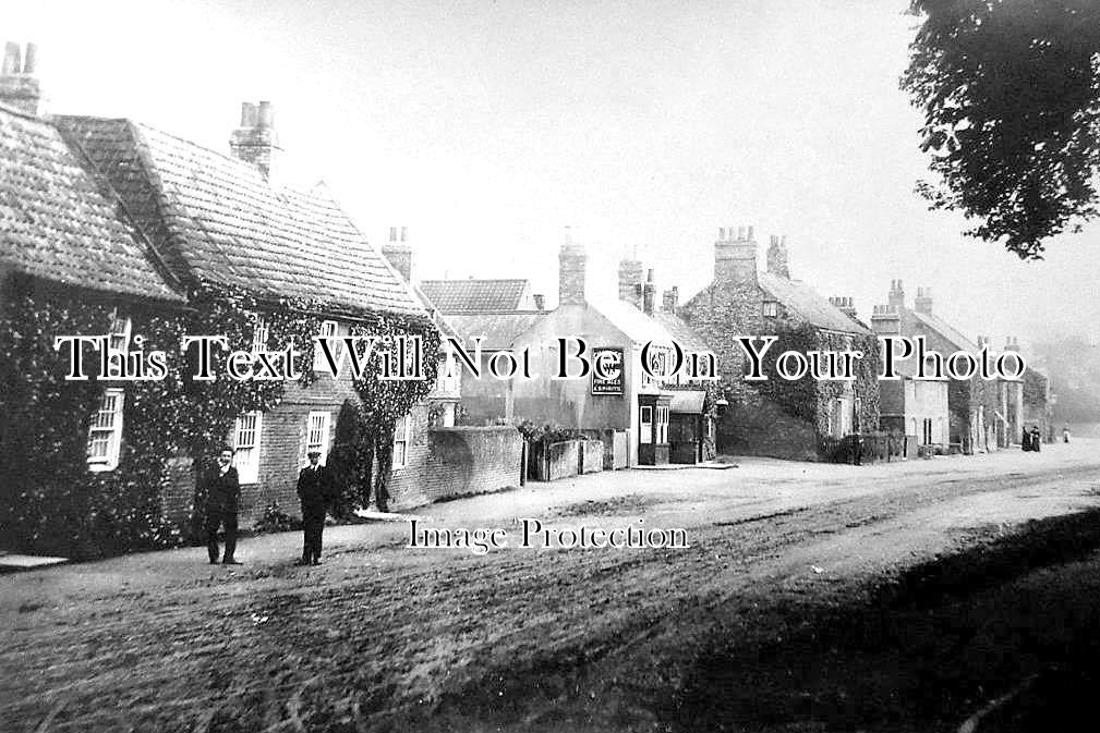 YO 7907 - Main Street, Heslington, York, Yorkshire c1910 – JB Archive