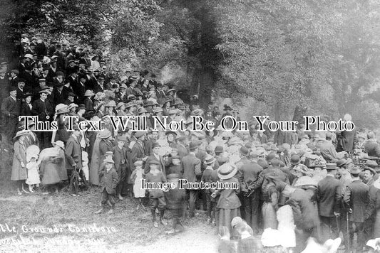 YO 7954 - Conisbrough Castle Grounds, Hospital Sunday, Yorkshire 1912