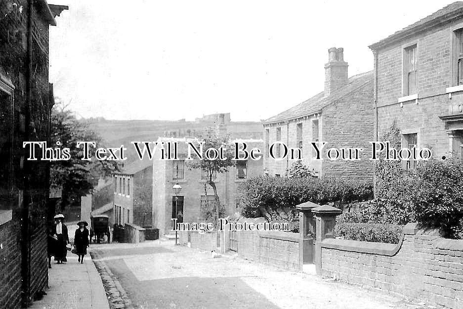 YO 7992 - Land Side, Netherton, Huddersfield, Yorkshire c1921
