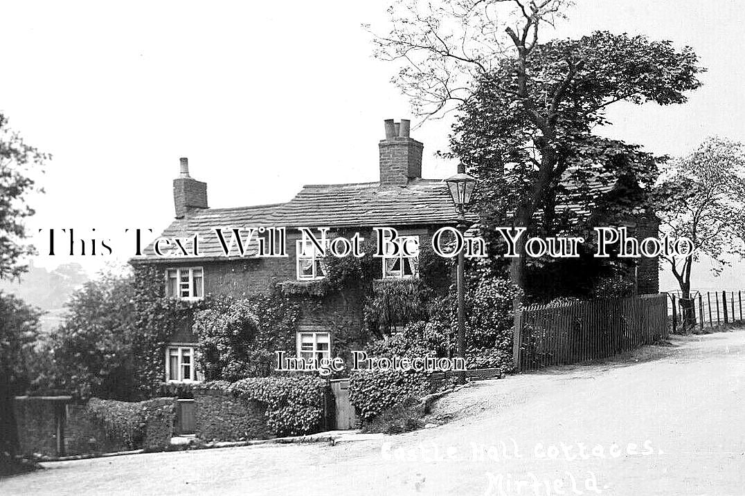 YO 8002 - Castle Hall Cottages, Mirfield, Yorkshire