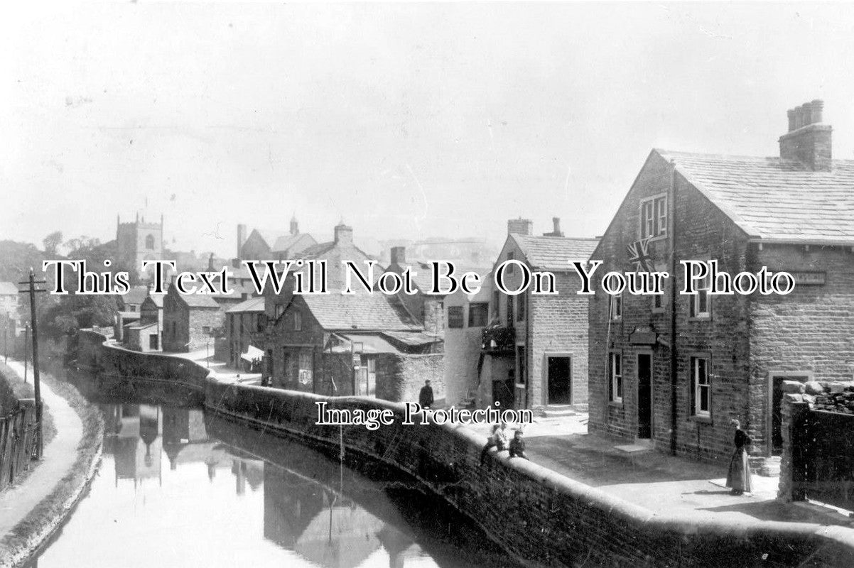 YO 801 - The Canal Off Coach Street, Skipton, Yorkshire