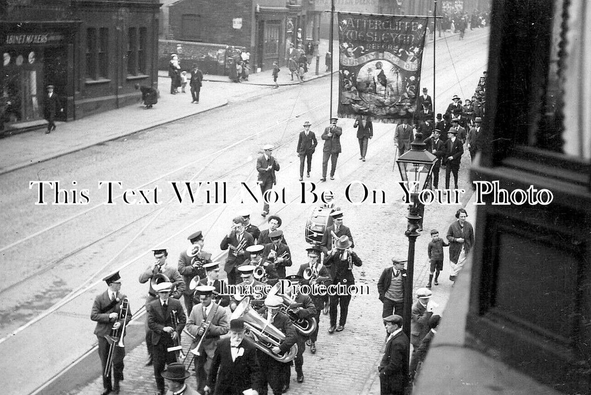 YO 8049 - Attercliffe Wesleyan Band Parade, Newhall Road, Sheffield, Yorkshire
