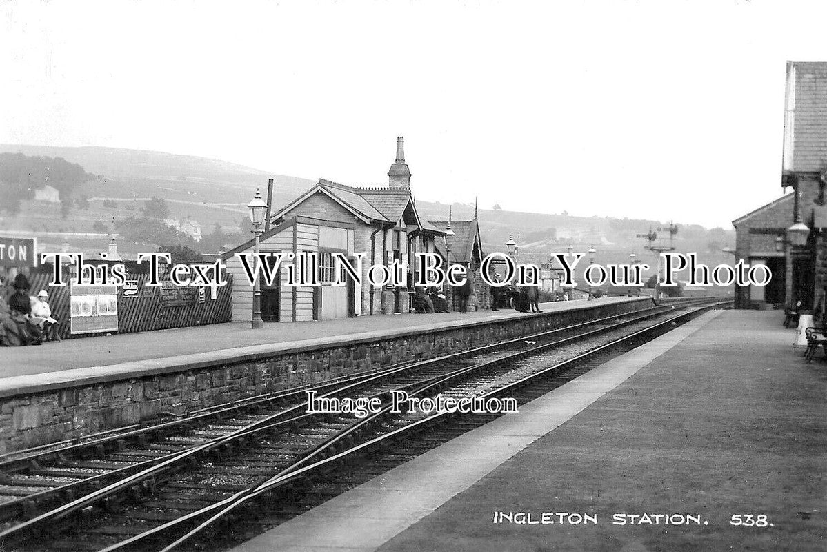 YO 8050 - Ingleton Railway Station, Craven, Yorkshire c1917 – JB Archive