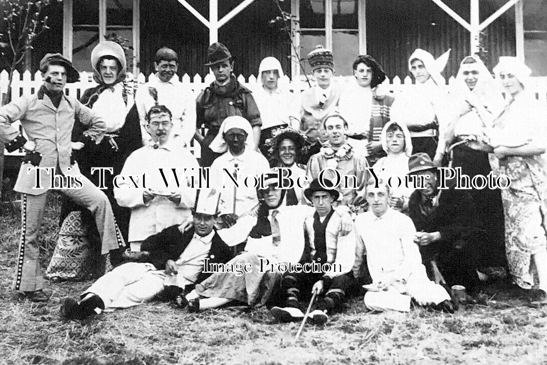 YO 8109 - Fancy Dress At Bishopthorpe, York, Yorkshire c1914