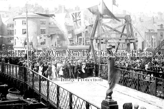YO 8115 - Opening Of New Bridge, Whitby, Yorkshire 1909