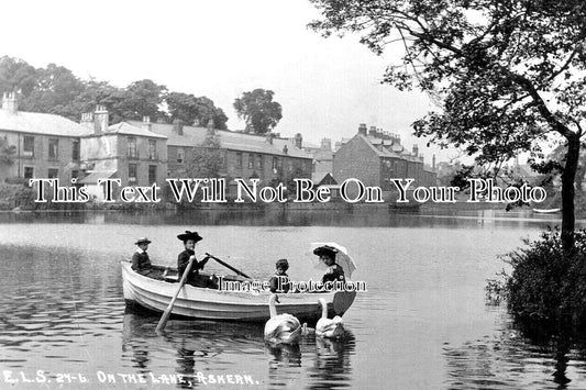 YO 8185 - On The Lake, Askern, Yorkshire