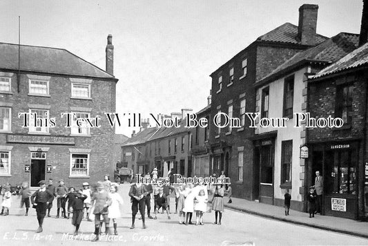 YO 8198 - Market Placce, Crowle, Yorkshire c1926
