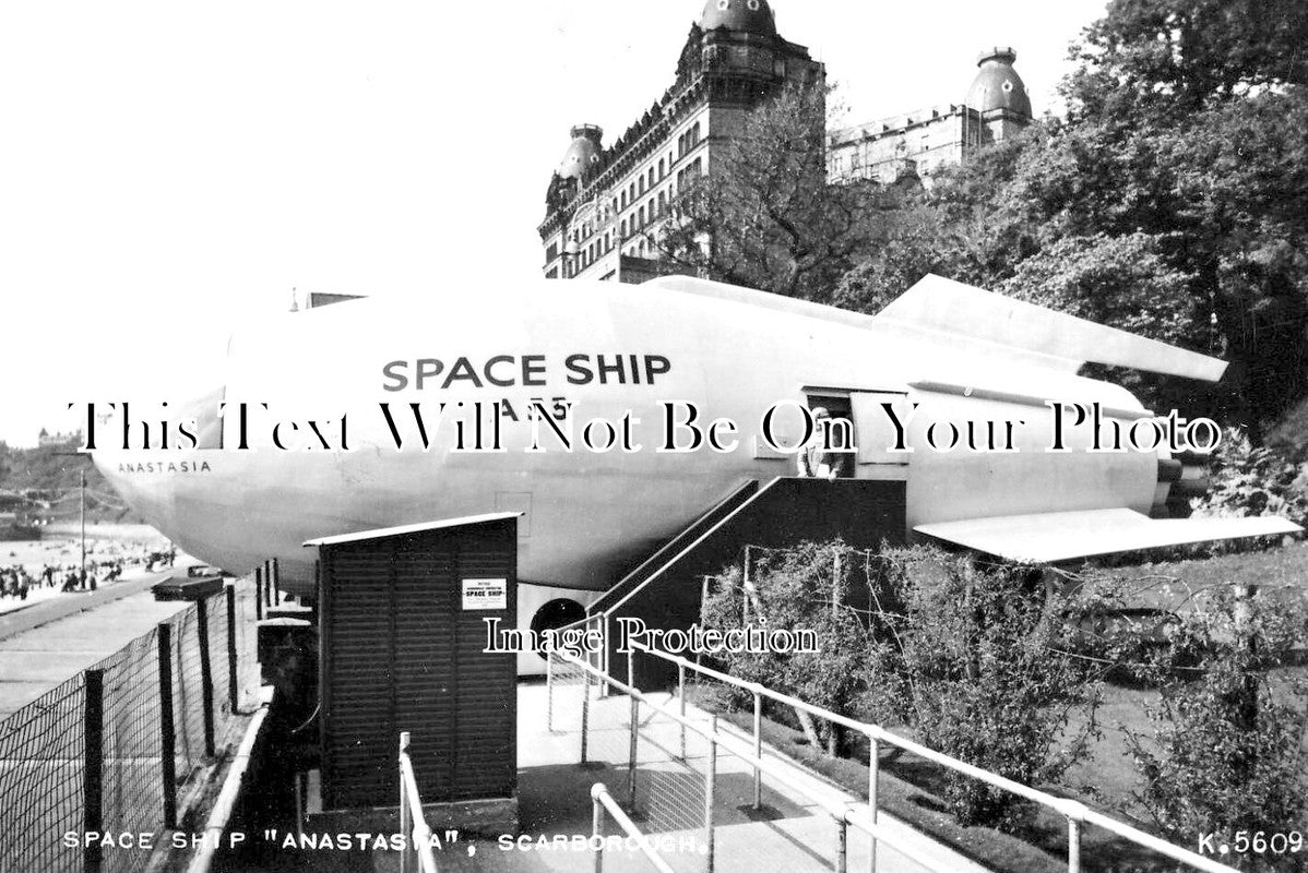 YO 8323 - Space Ship Anastasia, Scarborough, Yorkshire