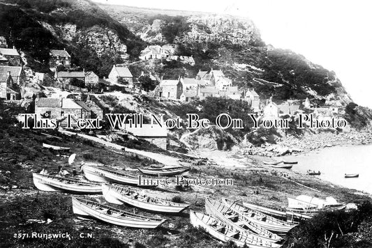 YO 8552 - Runswick Bay, Yorkshire