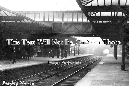 YO 8559 - Bingley Railway Station, Yorkshire