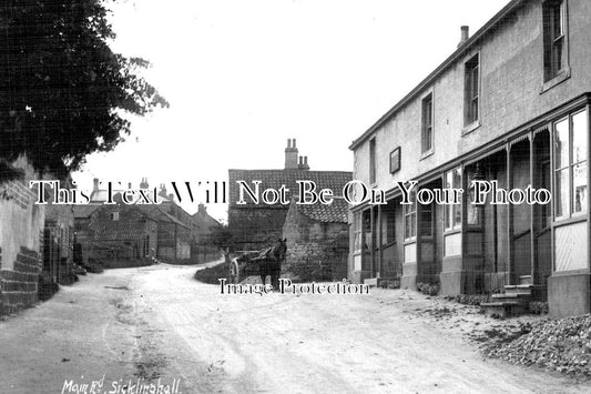 YO 8584 - Scotts Arms Pub, Main Road, Sicklinghall, Yorkshire c1910