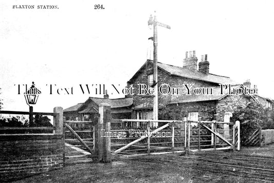 YO 8604 - Flaxton Railway Station, Yorkshire c1918