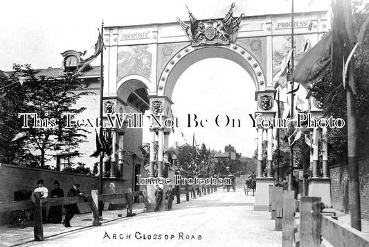 YO 8674 - Royal Arch On Glossop Road, Sheffield, Yorkshire