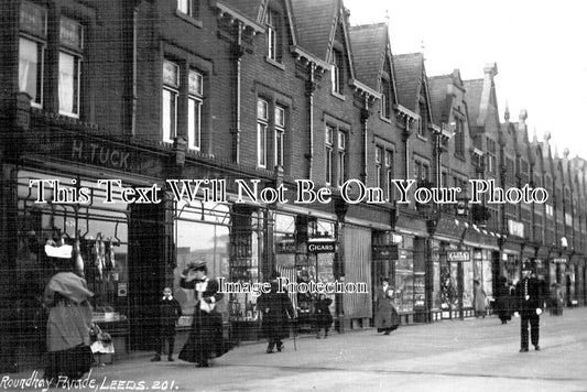 YO 8751 - Roundhay Parade, Leeds, Yorkshire c1914