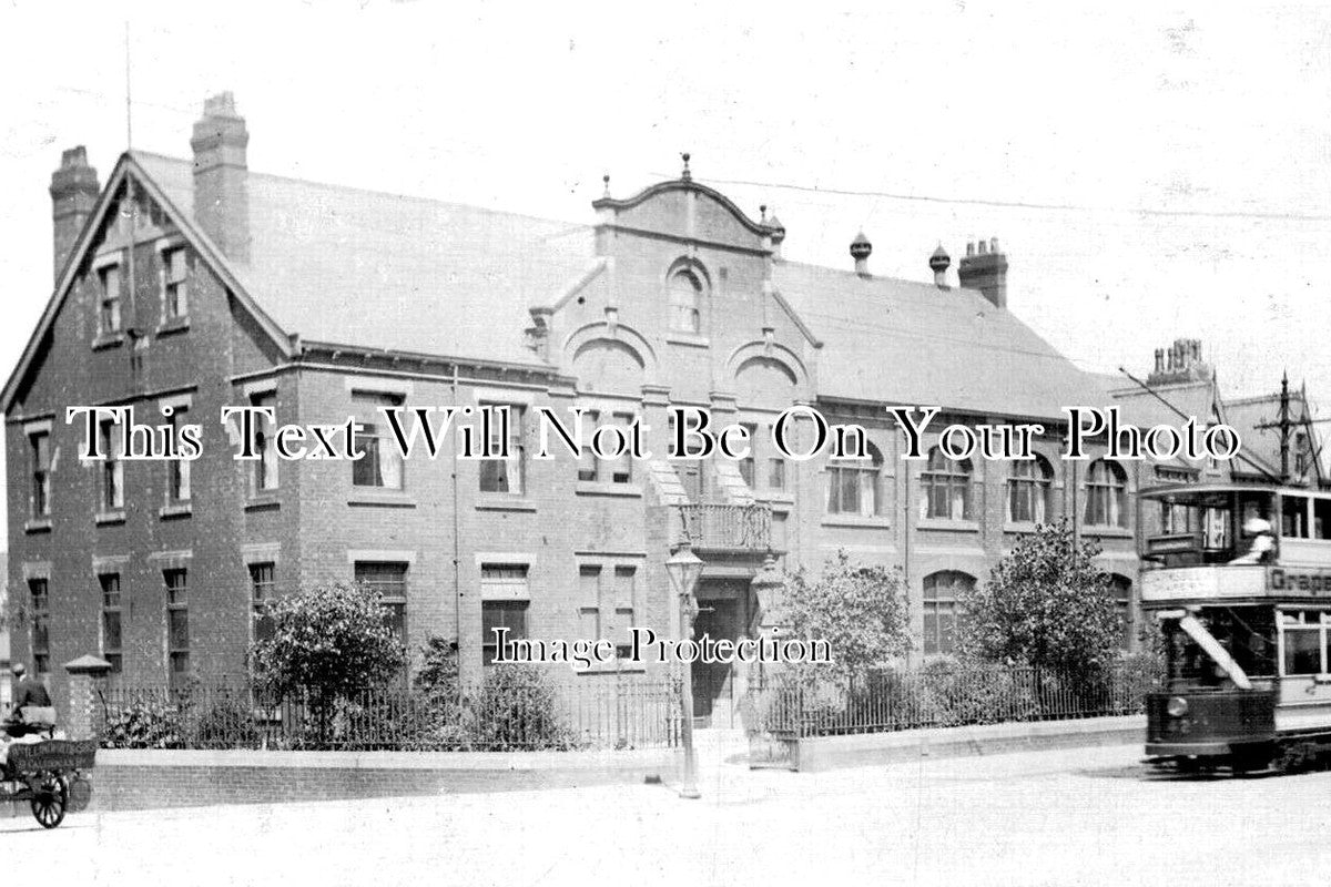 YO 8805 - Constitutional Club, Roundhay Road, Leeds, Yorkshire c1907
