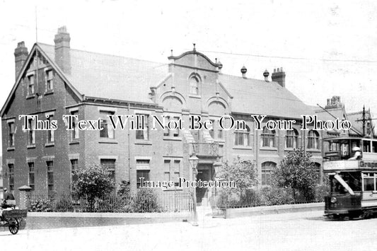 YO 8805 - Constitutional Club, Roundhay Road, Leeds, Yorkshire c1907