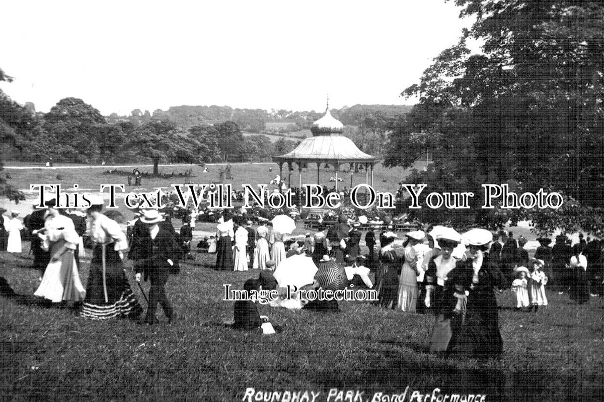 YO 8813 - Band Performance, Roundhay Park, Leeds, Yorkshire c1911