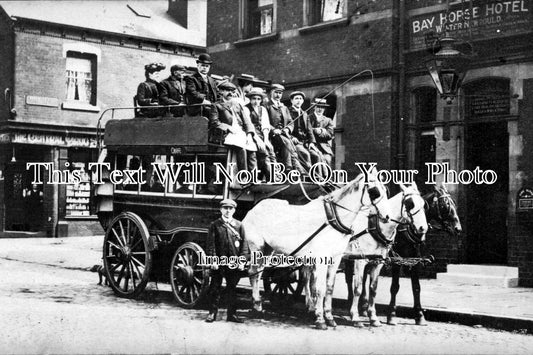 YO 888 - Horse Drawn Bus & Bay Horse Hotel, Woodhouse Hill, Leeds, Yorkshire