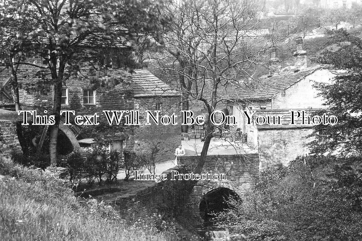 YO 8974 - Old Water Wheel, Coley, Norwood Green, Halifax, Yorkshire