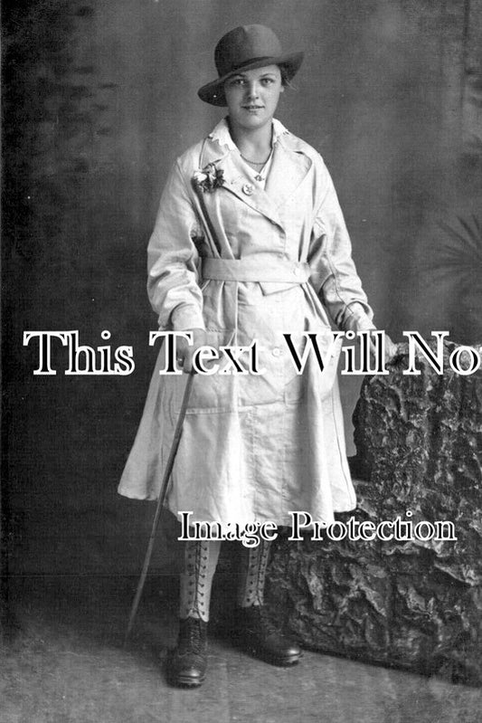 YO 9090 - Miss T Copeland, WW1 Munitions Worker, York, Yorkshire