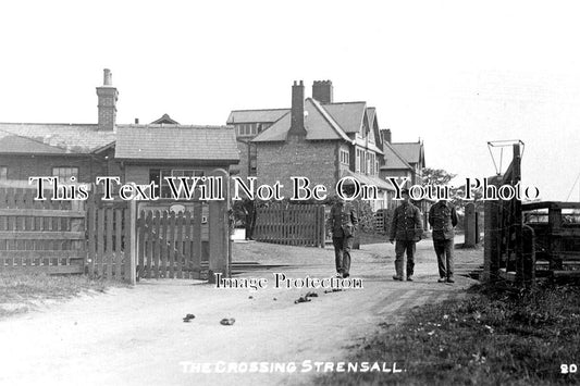 YO 9170 - The Railway Crossing, Strensall, Yorkshire