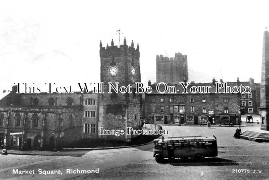 YO 9235 - Market Sqaure, Richmond, Yorkshire