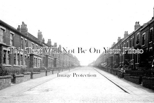 YO 9331 - Clifton Terrace, Harehills, Leeds, Yorkshire