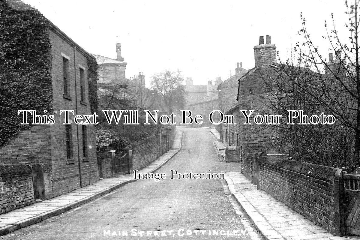 YO 9459 - Main Street, Cottingley, Yorkshire