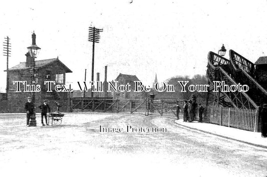 YO 9526 - Norton Railway Crossing, Yorkshire