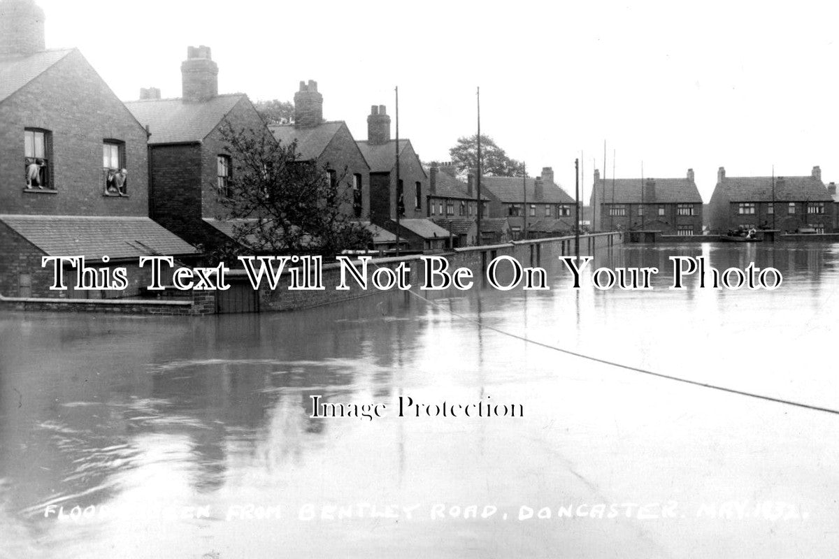 YO 9555 - Bentley Road Flood, Doncaster, Yorkshire 1932